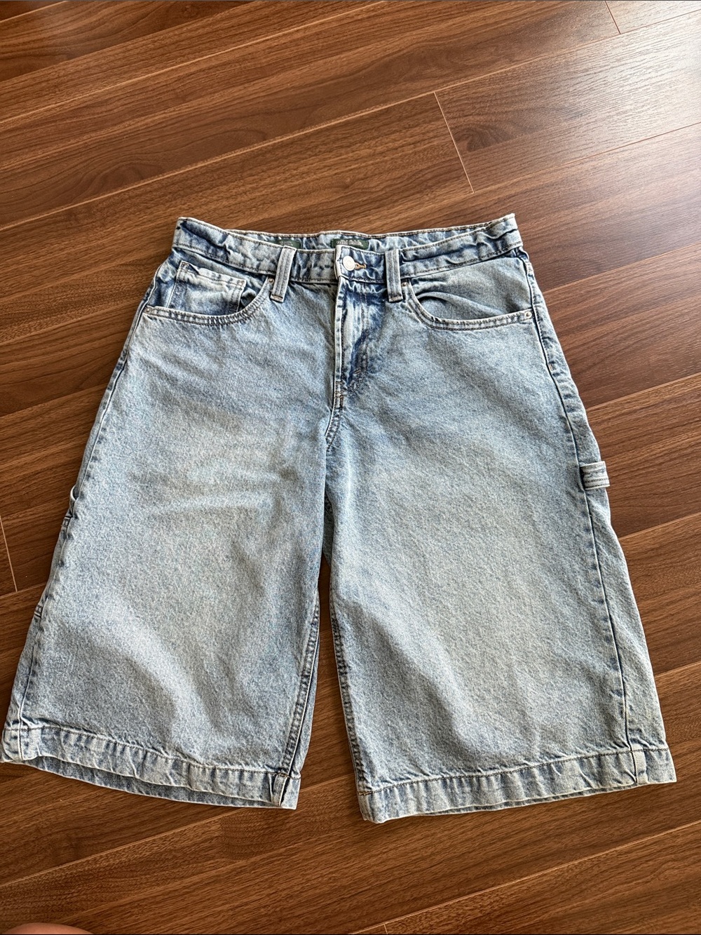 Wild Fable carpenter Jean shorts. Low rise. Light blue denim.